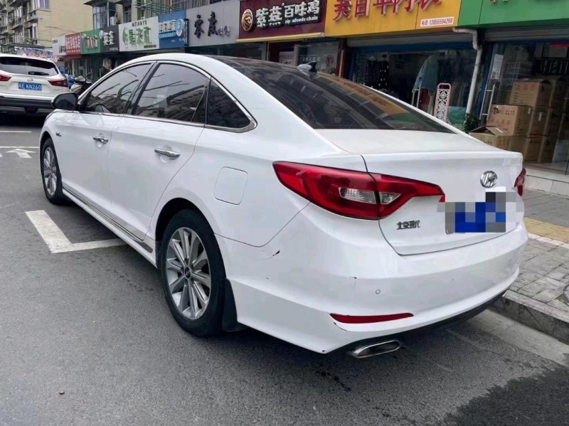 淮南17年現代索納塔九8