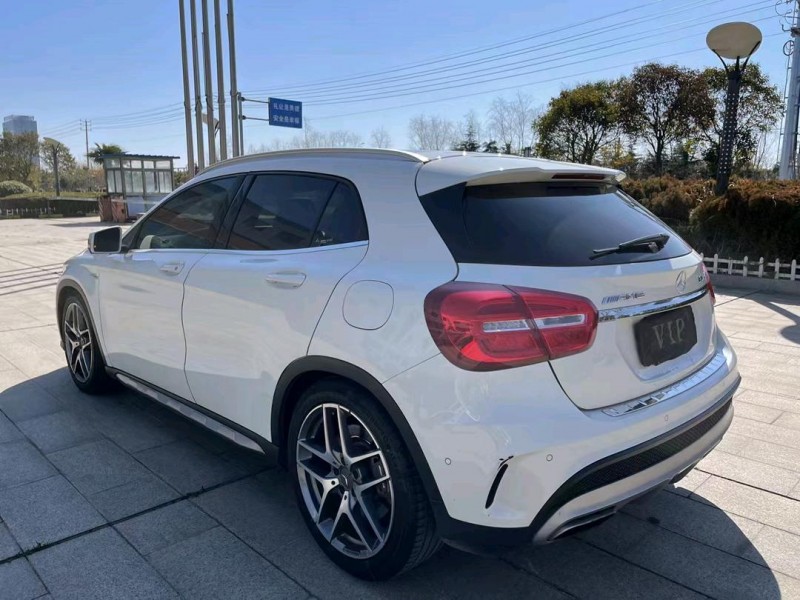 盐城16年奔驰GLA4