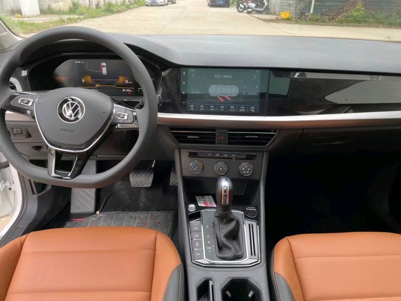 北京22年大众朗逸4