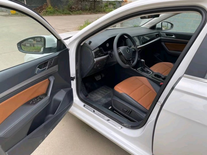 北京22年大众朗逸5