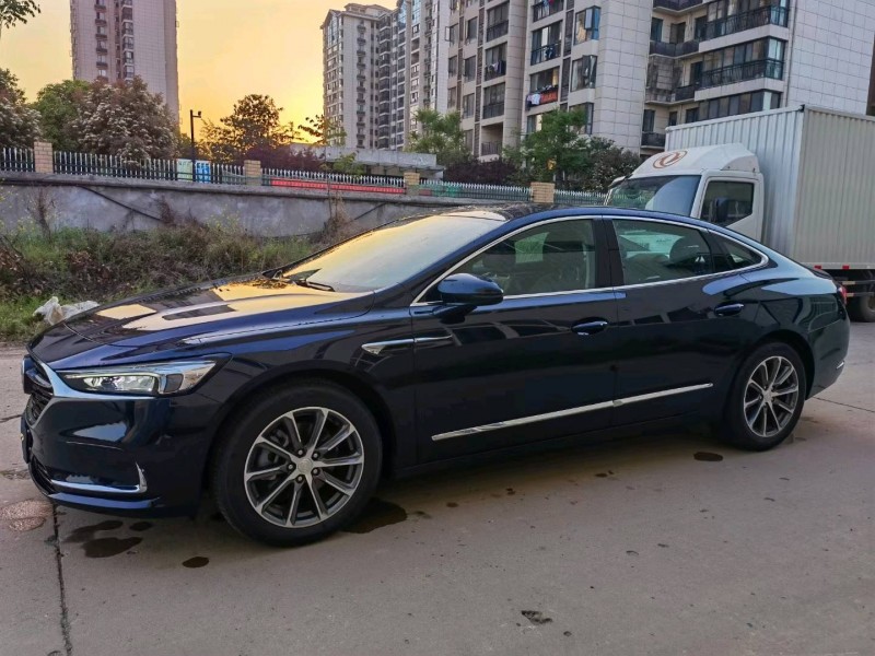 北京22年别克君越8