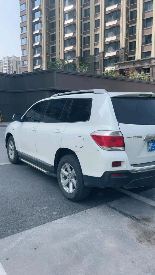 北京12年丰田汉兰达9