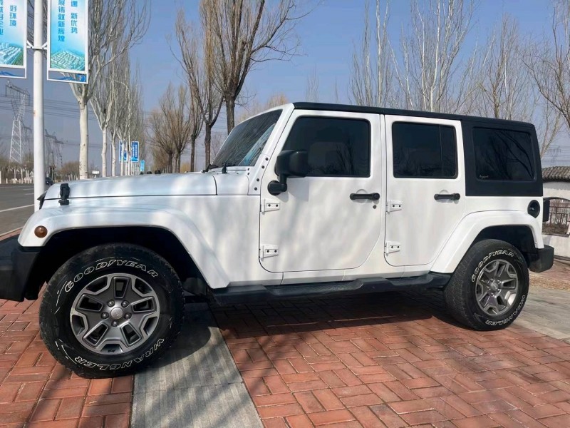 保定18年Jeep牧馬人3