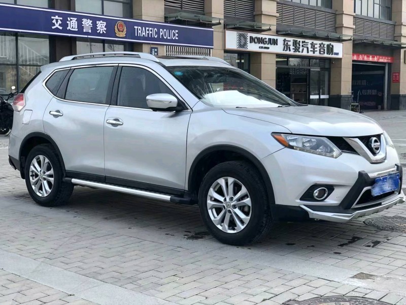延安16年日產奇駿7