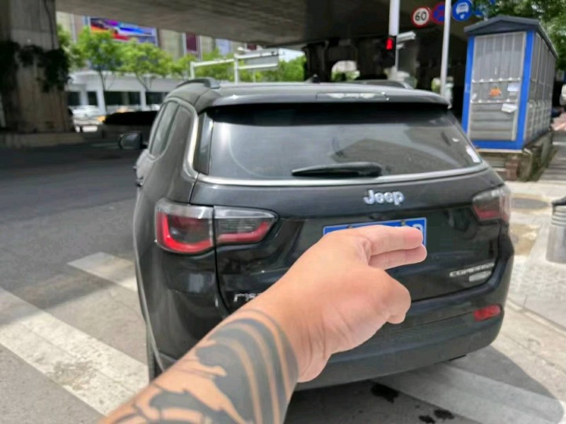 鄂州18年Jeep指南者3