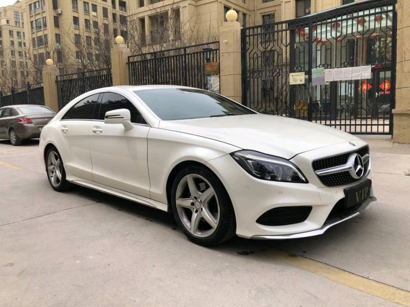 青岛17年奔驰CLS8