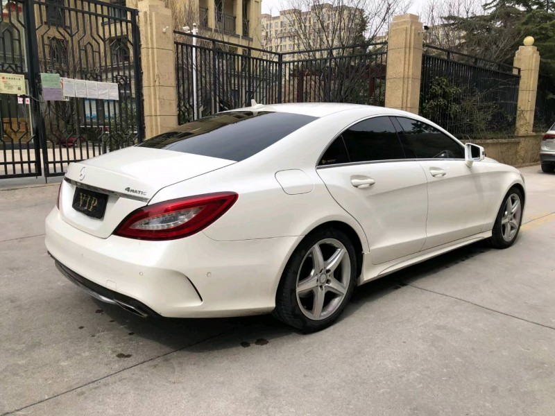 青岛17年奔驰CLS5