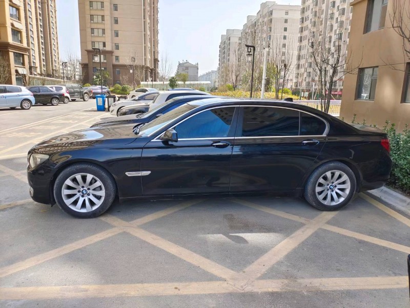 北京11年宝马7系3