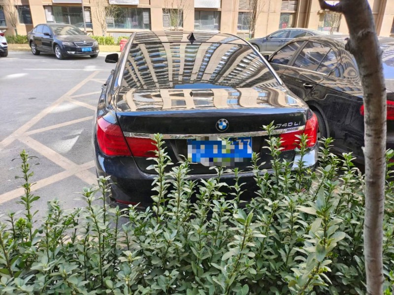 北京11年宝马7系4