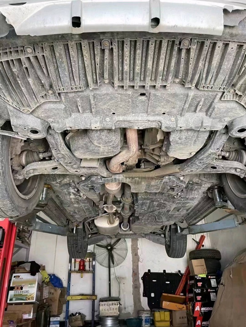 北京16年丰田汉兰达3