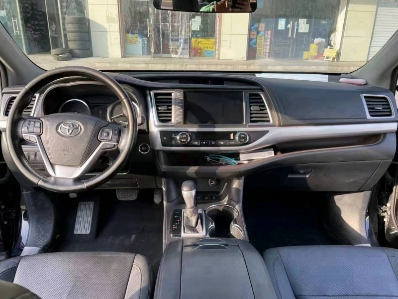 北京16年丰田汉兰达5