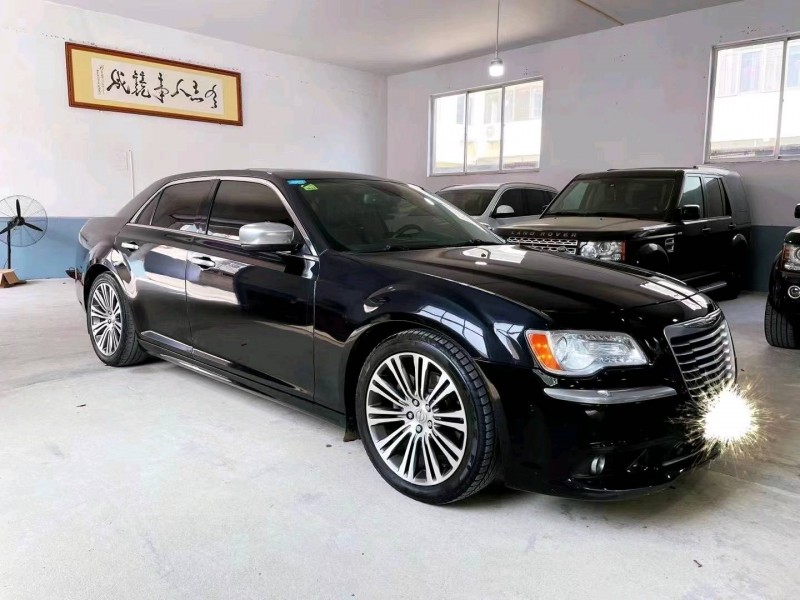 濰坊15年克萊斯勒300C5