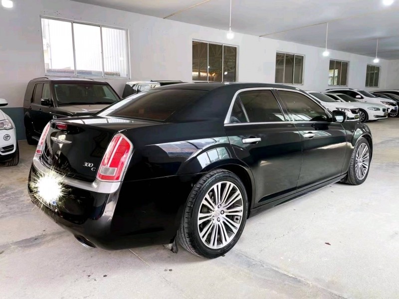 濰坊15年克萊斯勒300C8