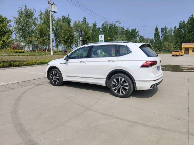 北京22年大众途观8