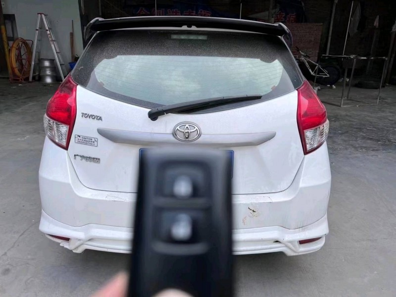重慶16年豐田YARiS L 致炫2