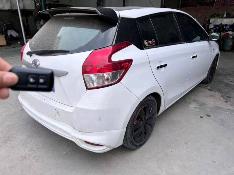 重慶16年豐田YARiS L 致炫3