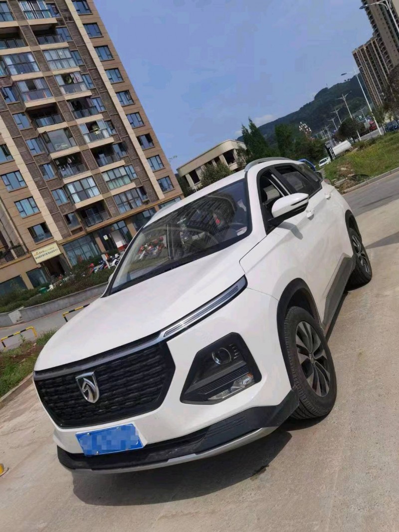 成都22年寶駿5308