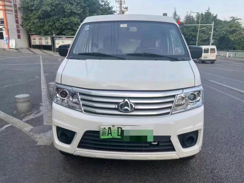 重慶21年長安汽車之星1
