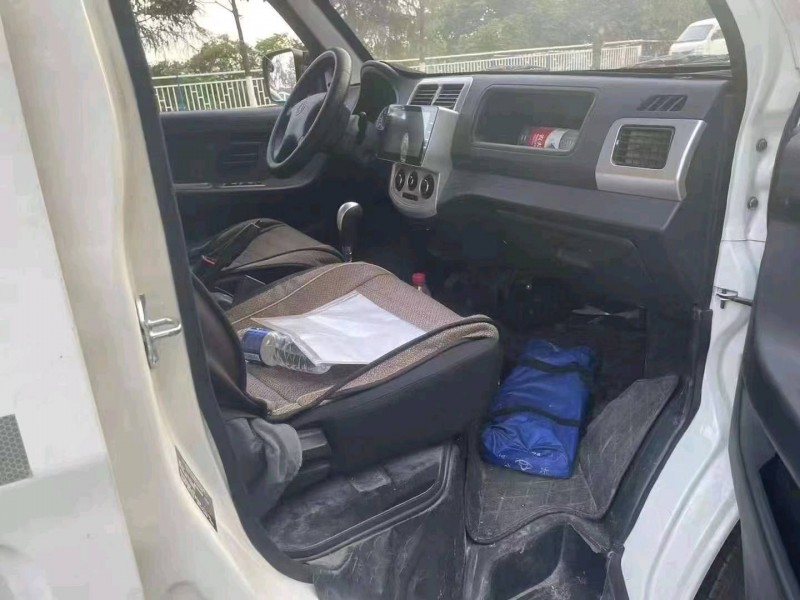 重慶21年長安汽車之星6