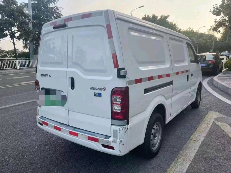 重慶21年長安汽車之星9