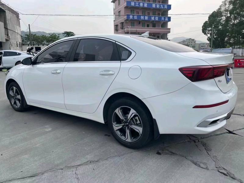 桂林20年起亞K33