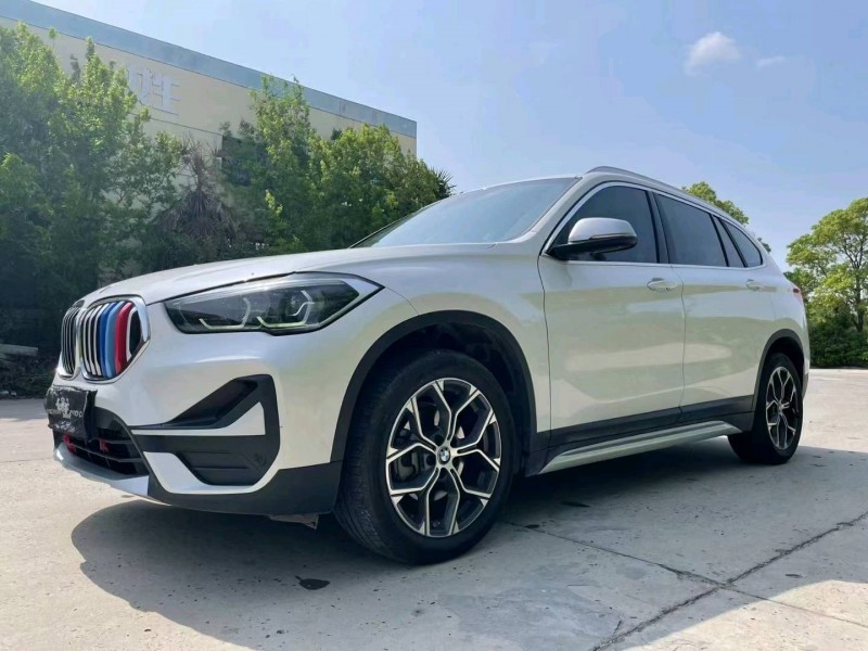 北京21年宝马X12