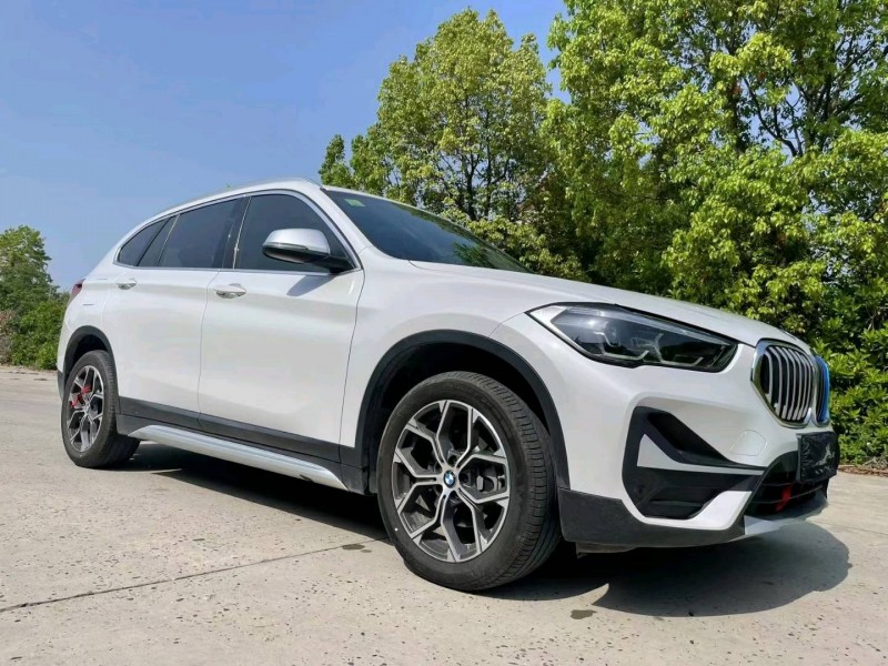 北京21年宝马X13