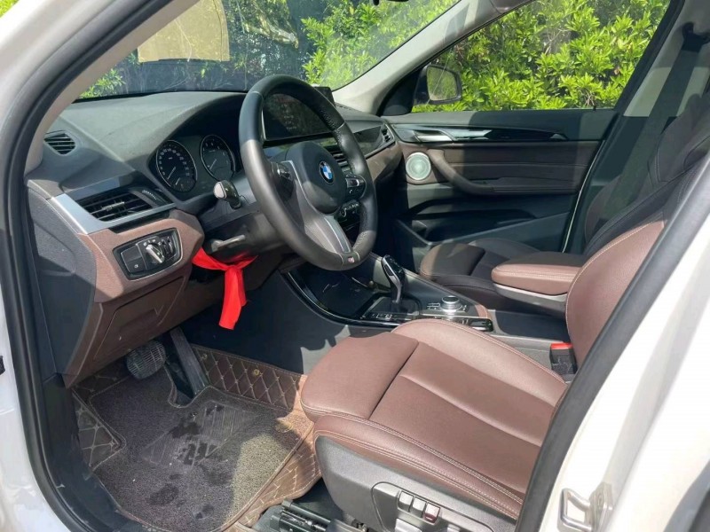 北京21年宝马X16