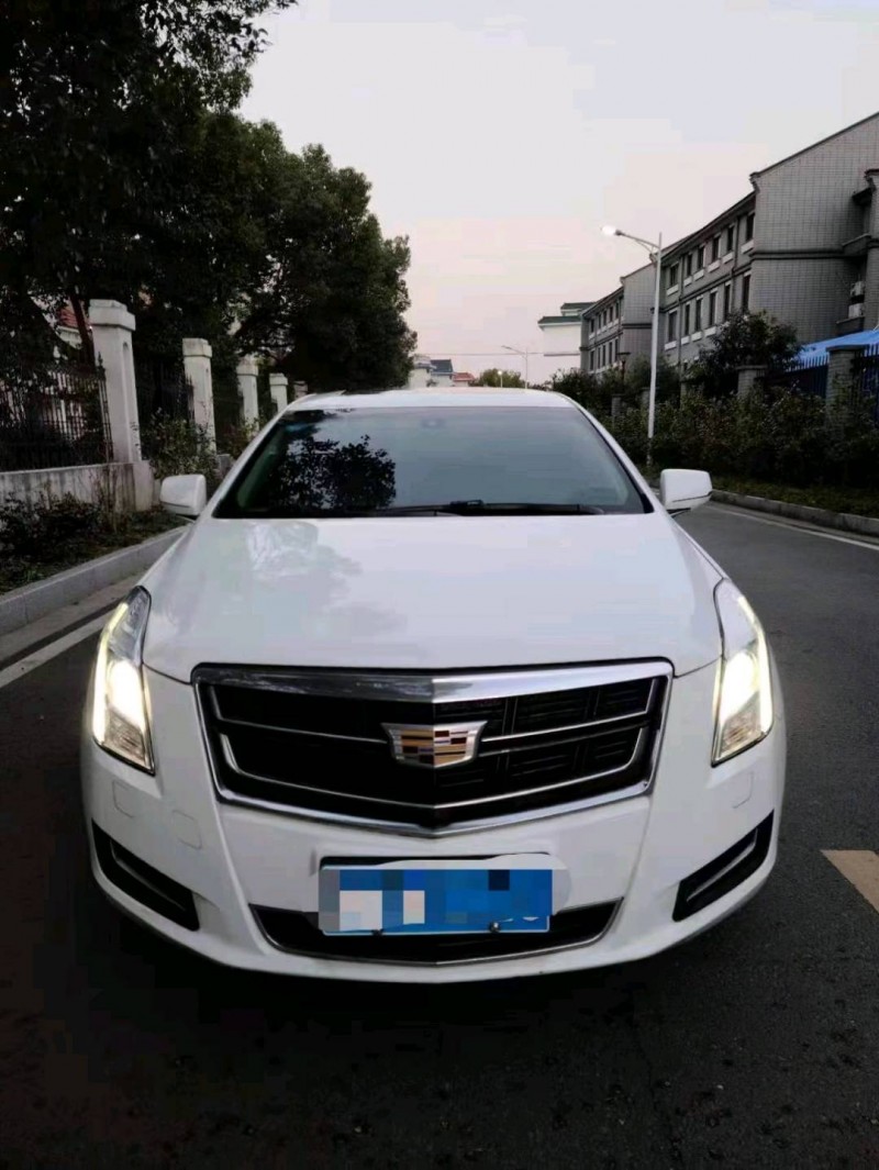 金華17年凱迪拉克XTS9