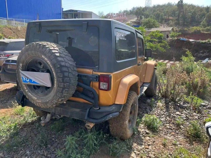 煙臺14年Jeep牧馬人1