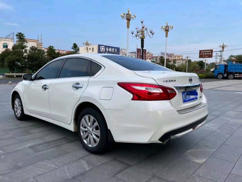 漳州16年日產天籟1