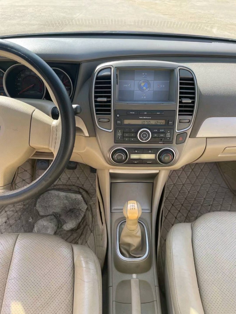 沈陽12年日產軒逸8