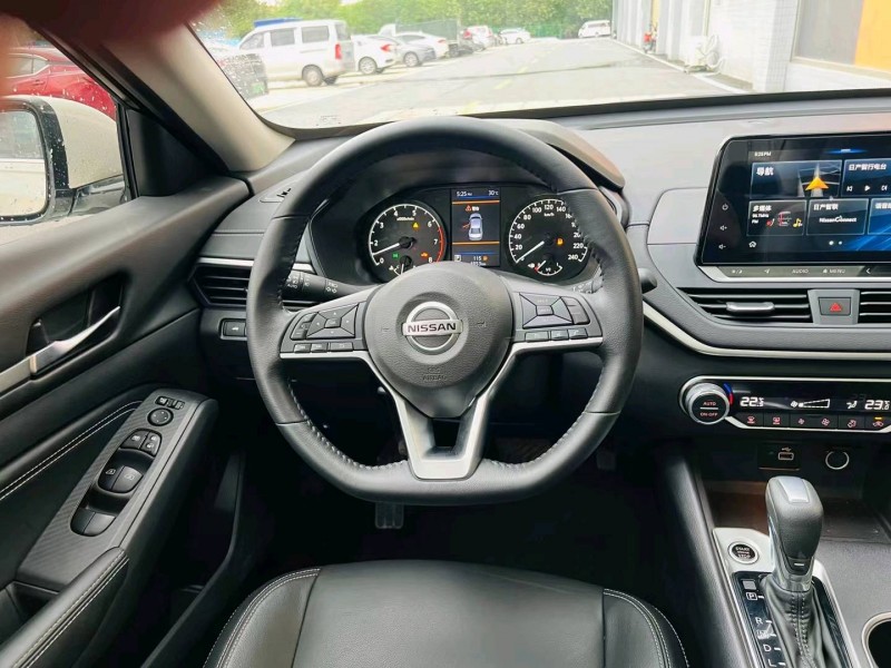 廣州20年日產天籟7