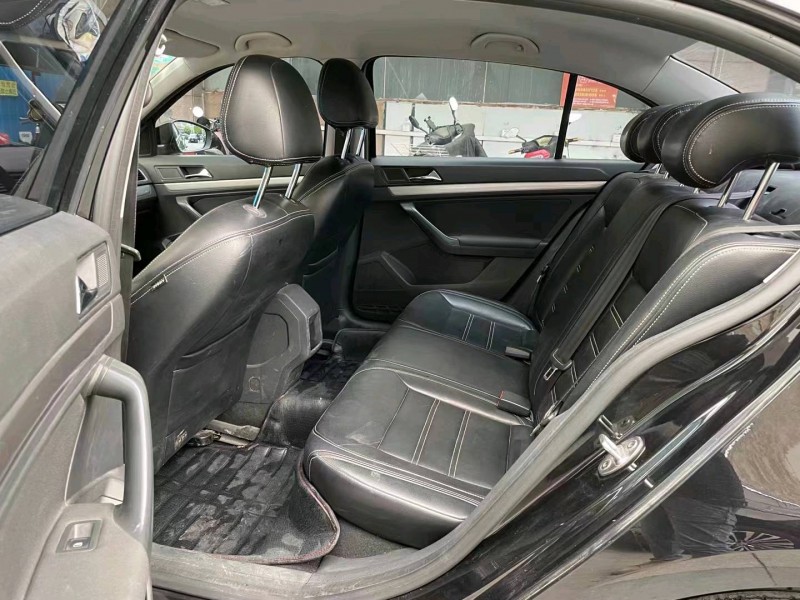 徐州17年大众朗逸6