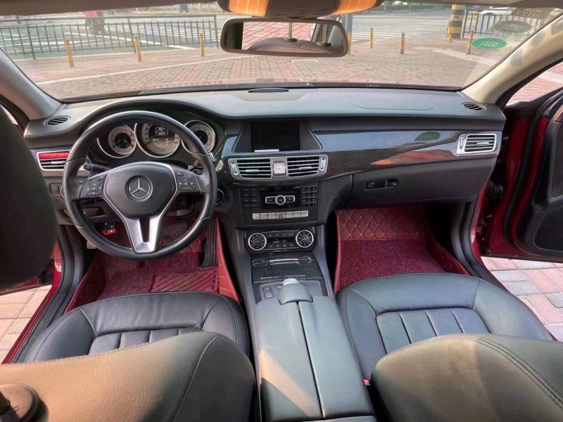 徐州11年奔驰CLS4