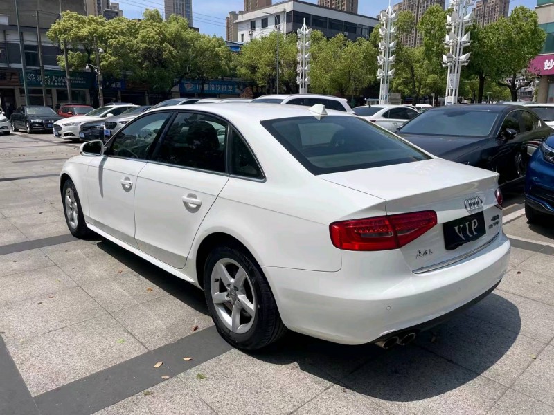 徐州12年奧迪A4L6
