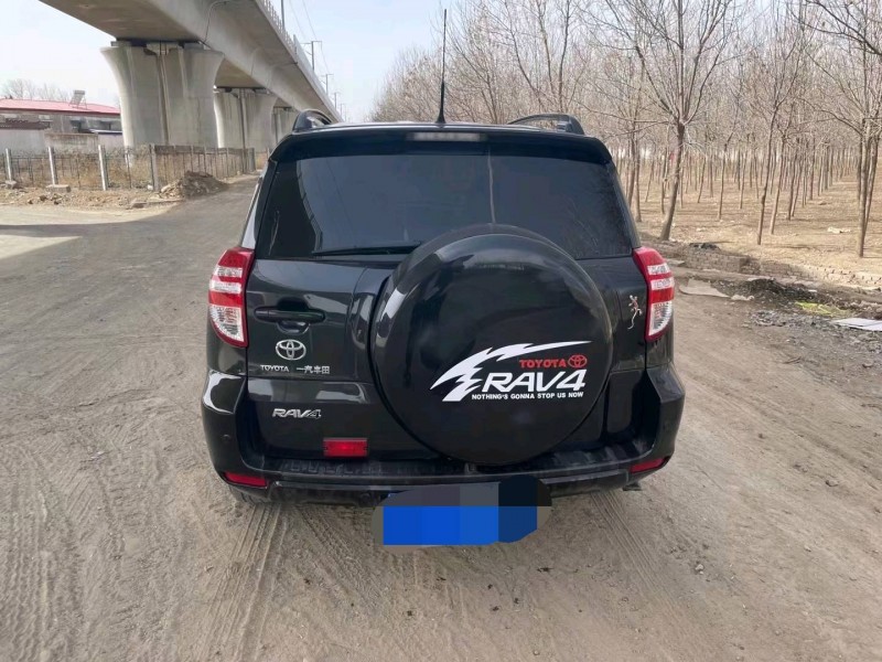 保定12年豐田RAV44