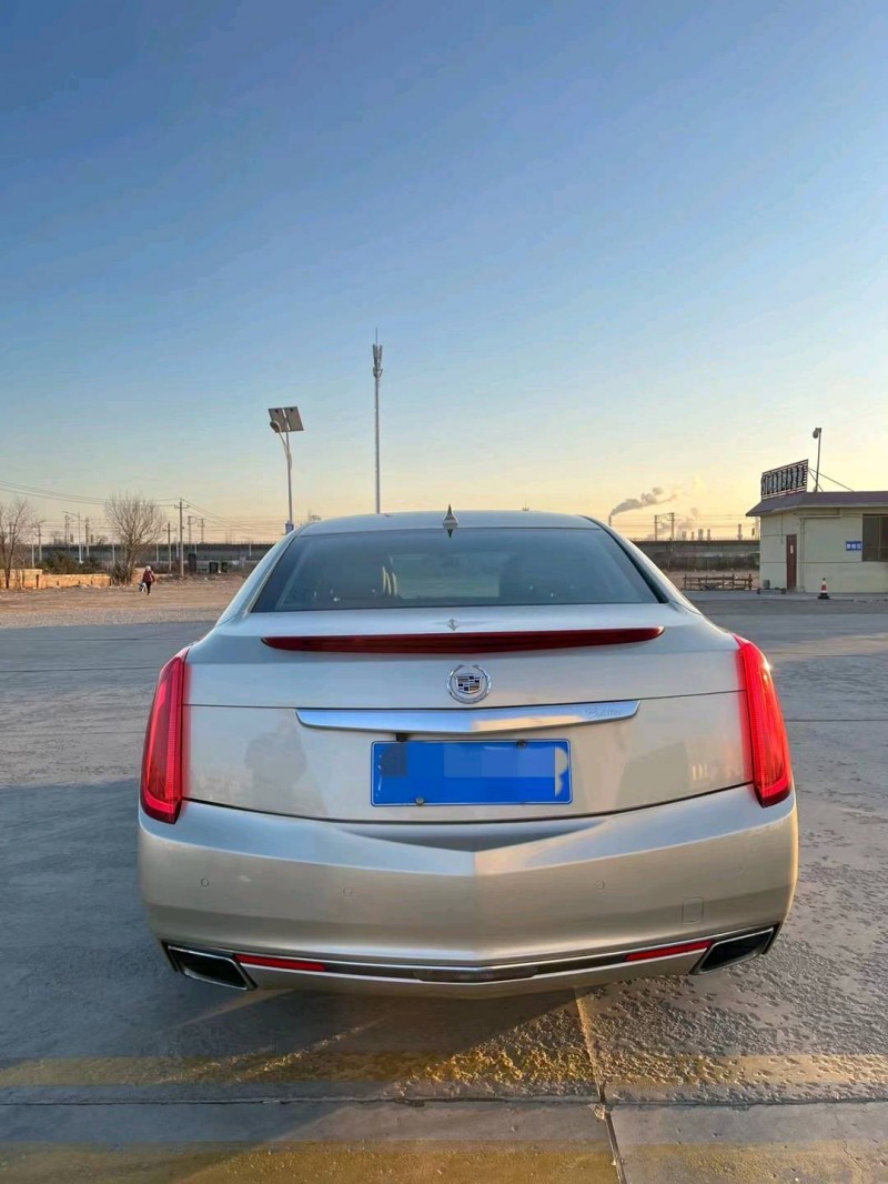包頭14年凱迪拉克XTS8