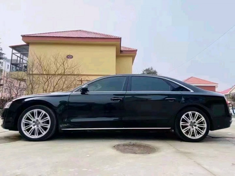 北京15年奧迪A8L3