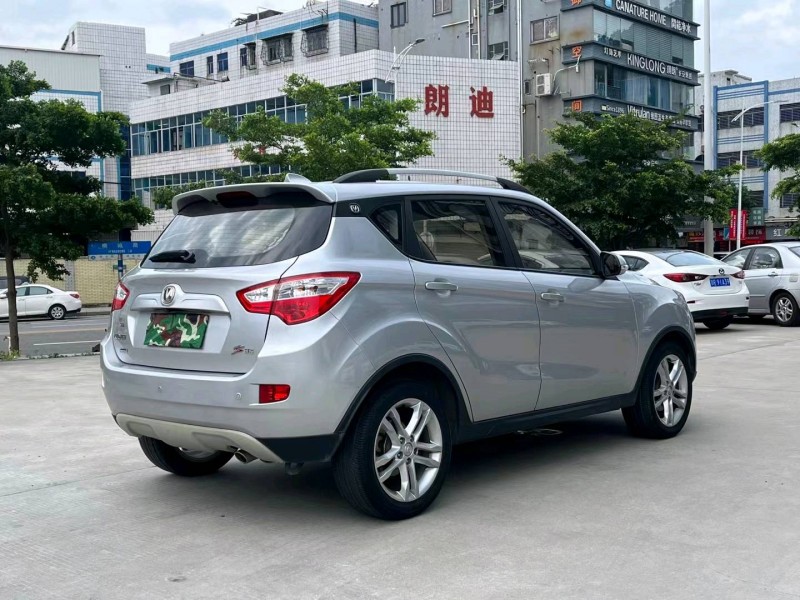 東莞15年長安汽車CS352
