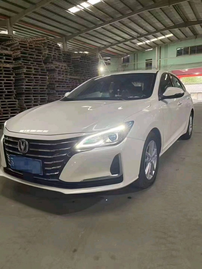 泉州20年長安汽車睿馳CC2