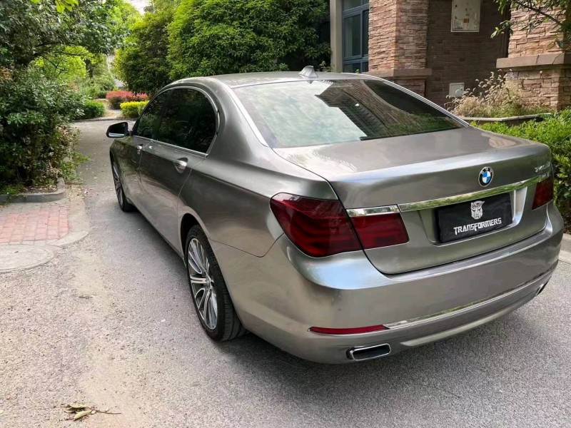 北京14年宝马7系8