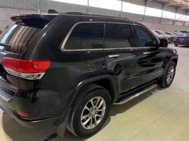 保定14年Jeep大切諾基6
