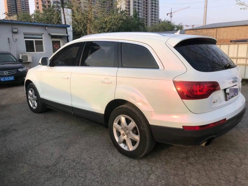 保定13年奧迪Q75