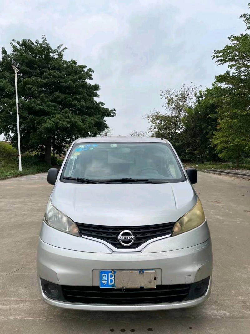 佛山13年日產NV2006