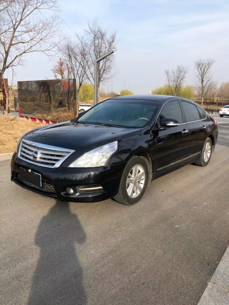 徐州12年日產天籟3