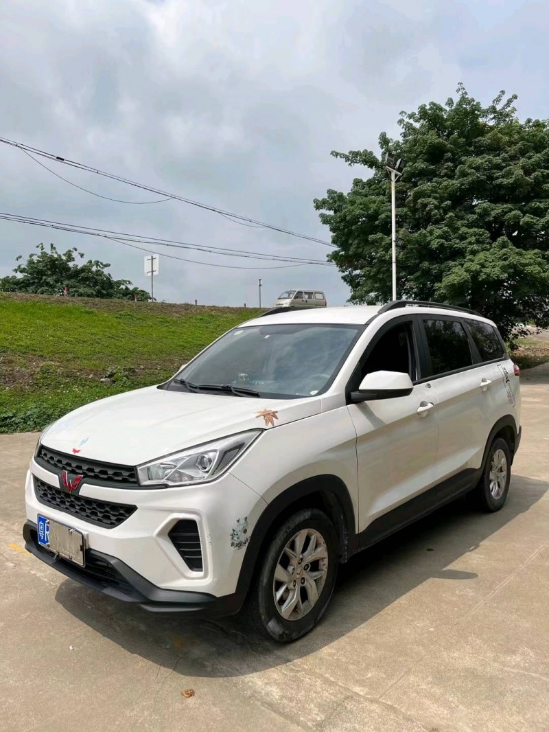 佛山19年五菱汽車宏光S32