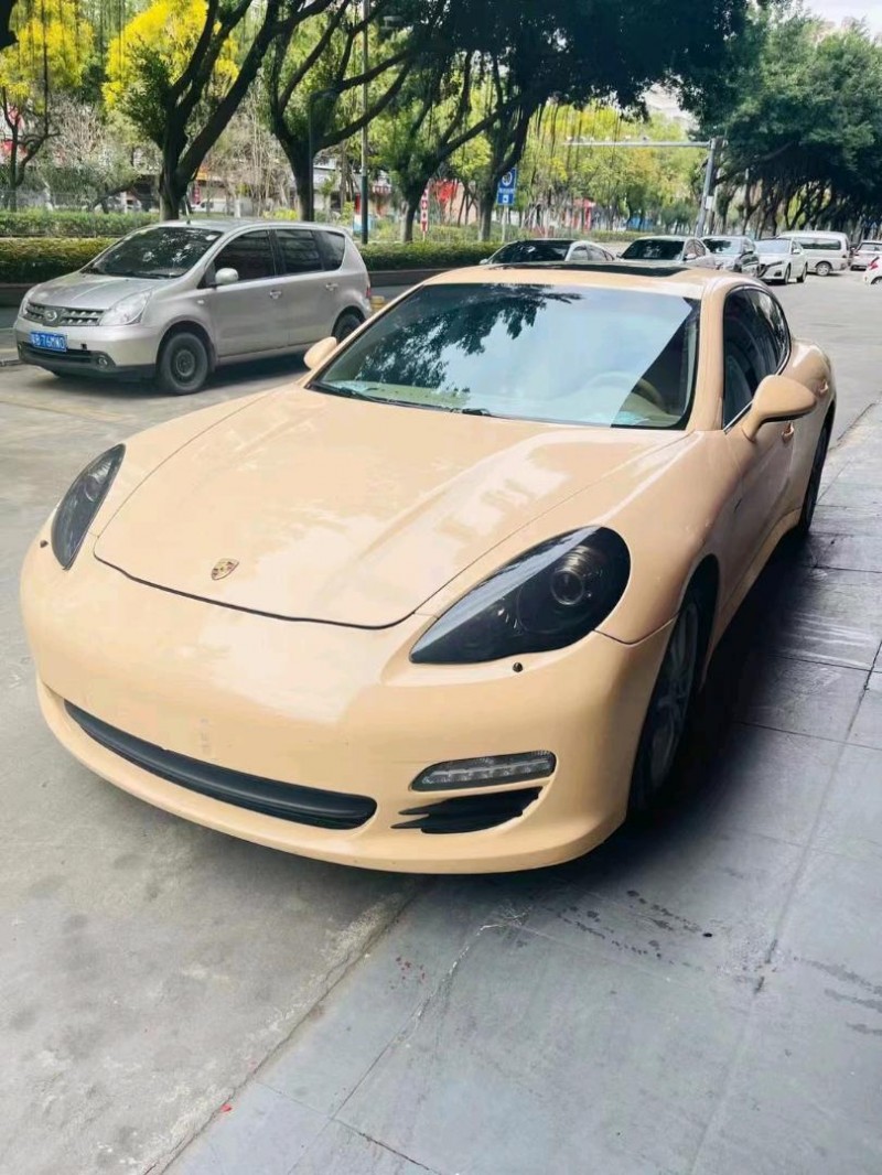 南寧11年保時捷帕拉梅拉3