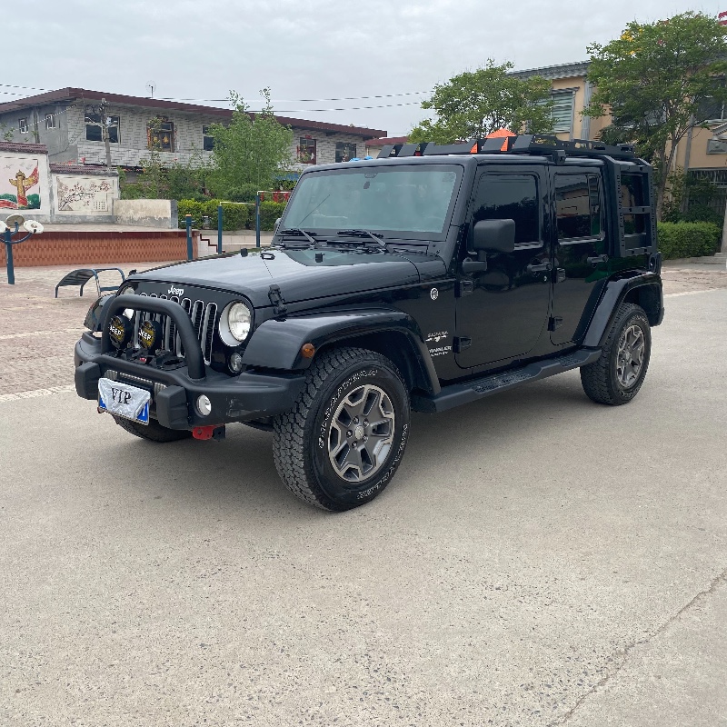 新鄉18年Jeep牧馬人7