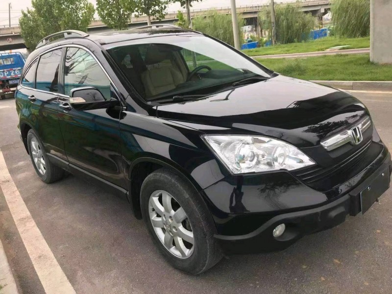 青島09年本田CR-V3